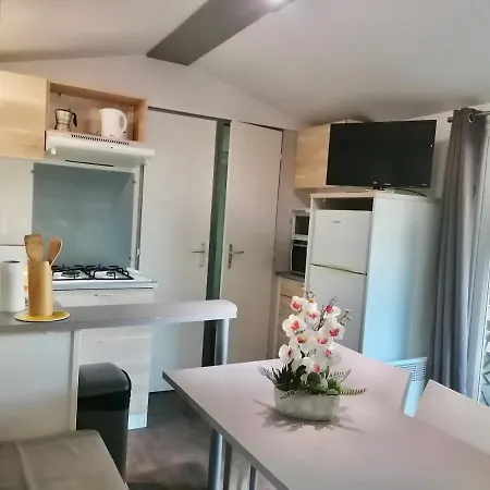 Holidays By Juliano 2253 Camping 5 Etoiles Grimaud